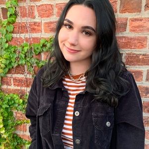 Meet your Posher, Katelyn